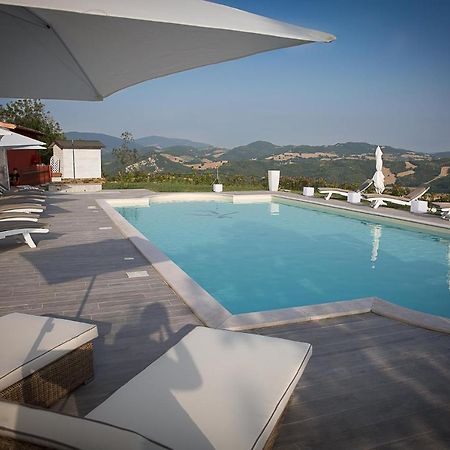 Agriturismo Le Capannacce Urbania Exteriér fotografie