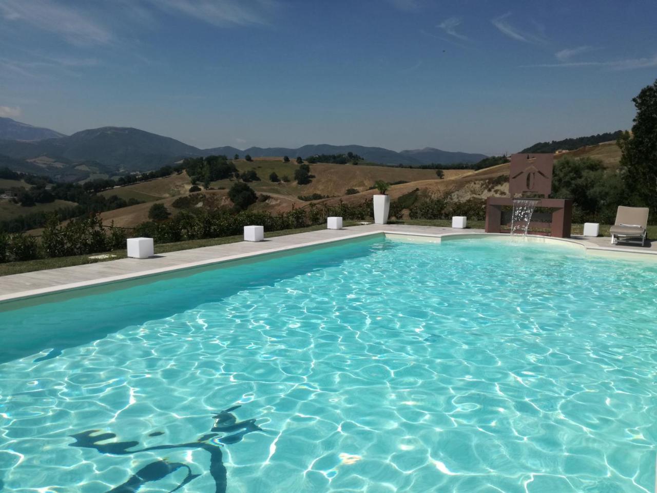 Agriturismo Le Capannacce Urbania Exteriér fotografie